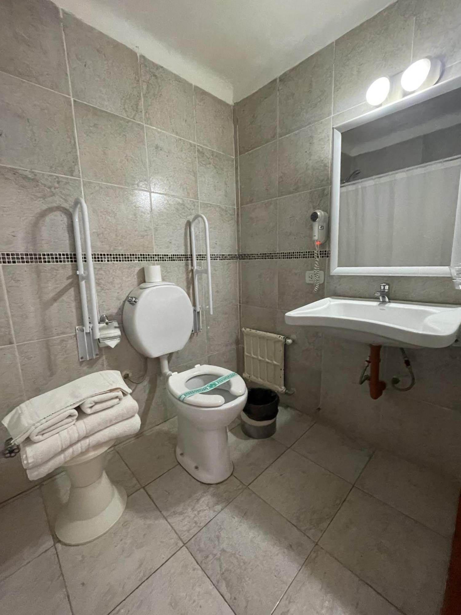 Hotel Tehuelche Esquel