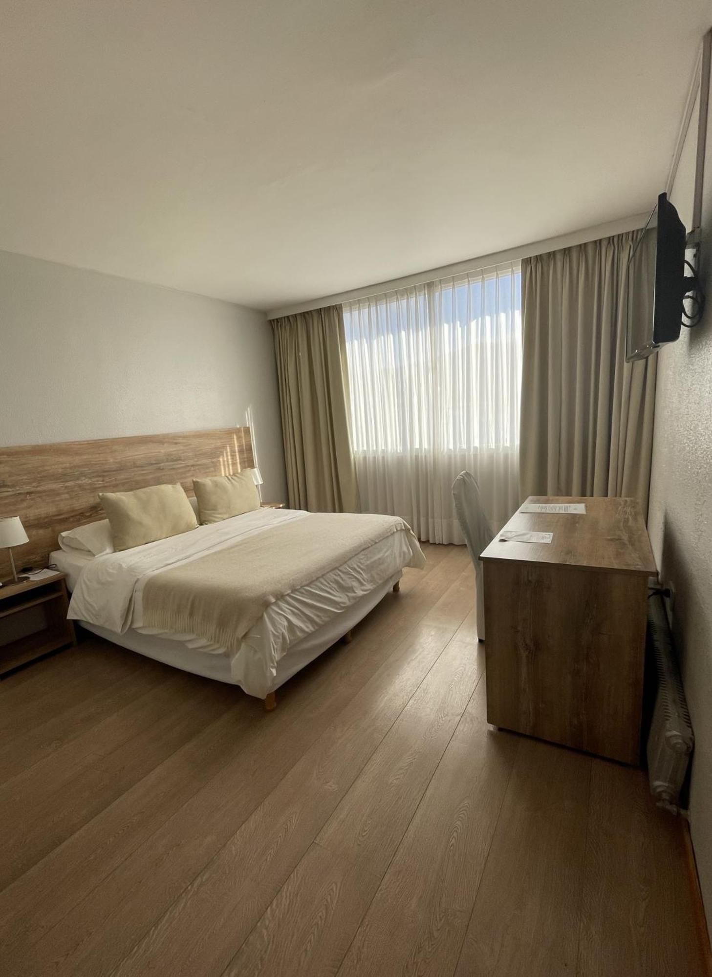 Hotel Tehuelche Esquel